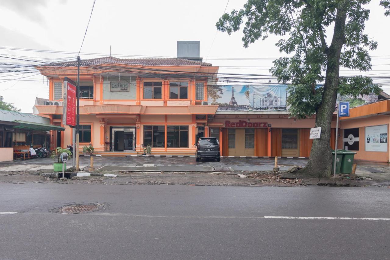 Reddoorz @ Achino Hotel Bandung Ngoại thất bức ảnh